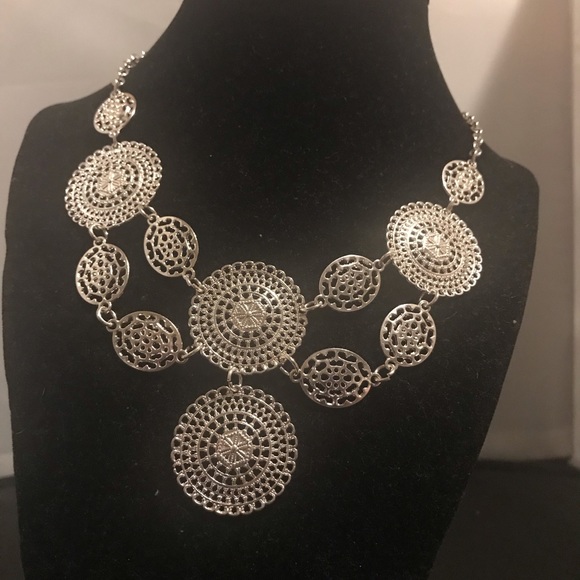 Charming Charlie 18" filigree Necklace NWT - Picture 3 of 8